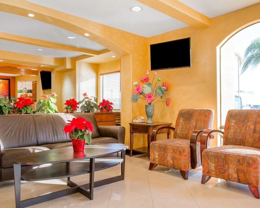 Quality Inn & Suites Westminster Seal Beach Esterno foto