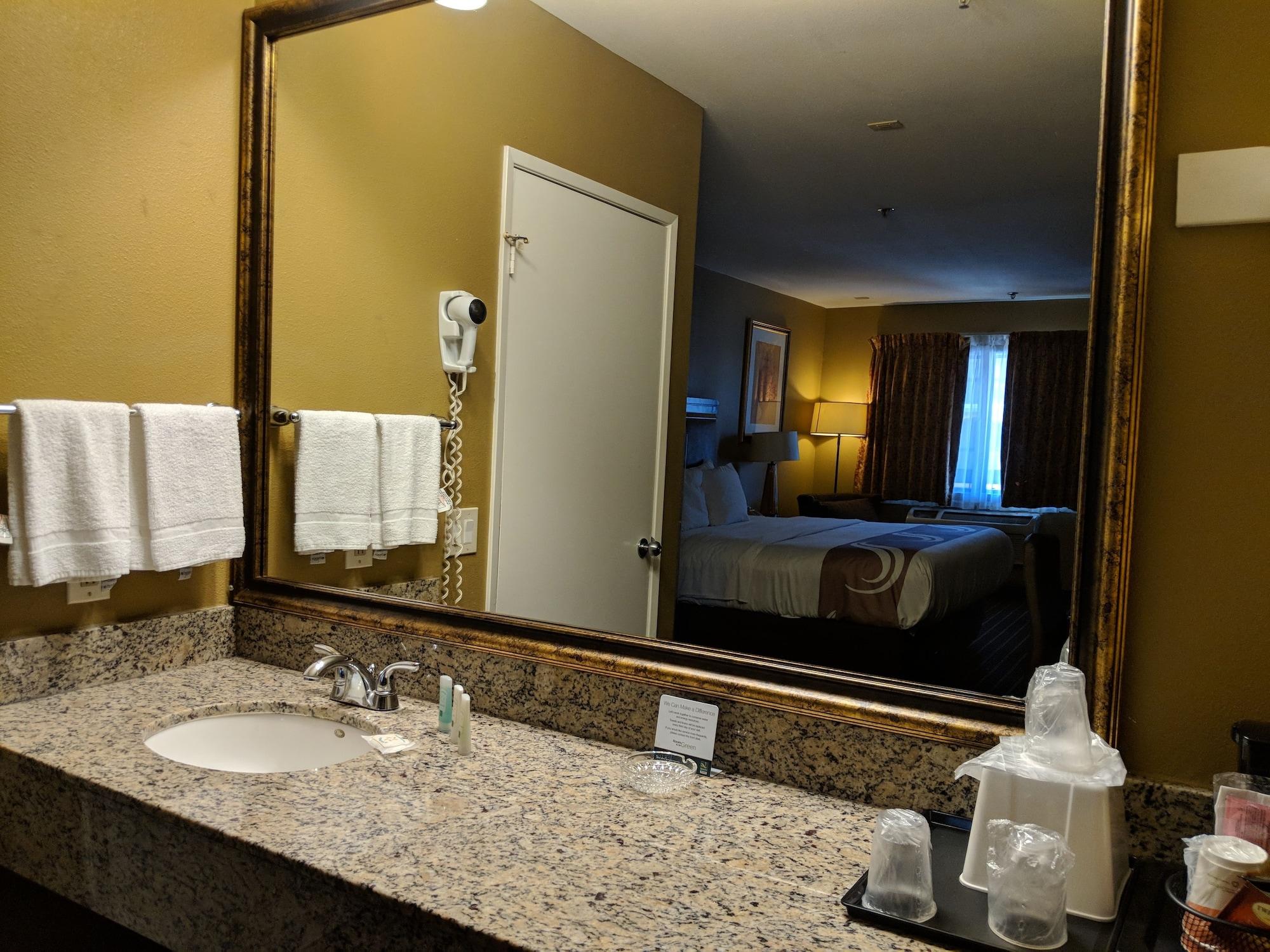 Quality Inn & Suites Westminster Seal Beach Esterno foto