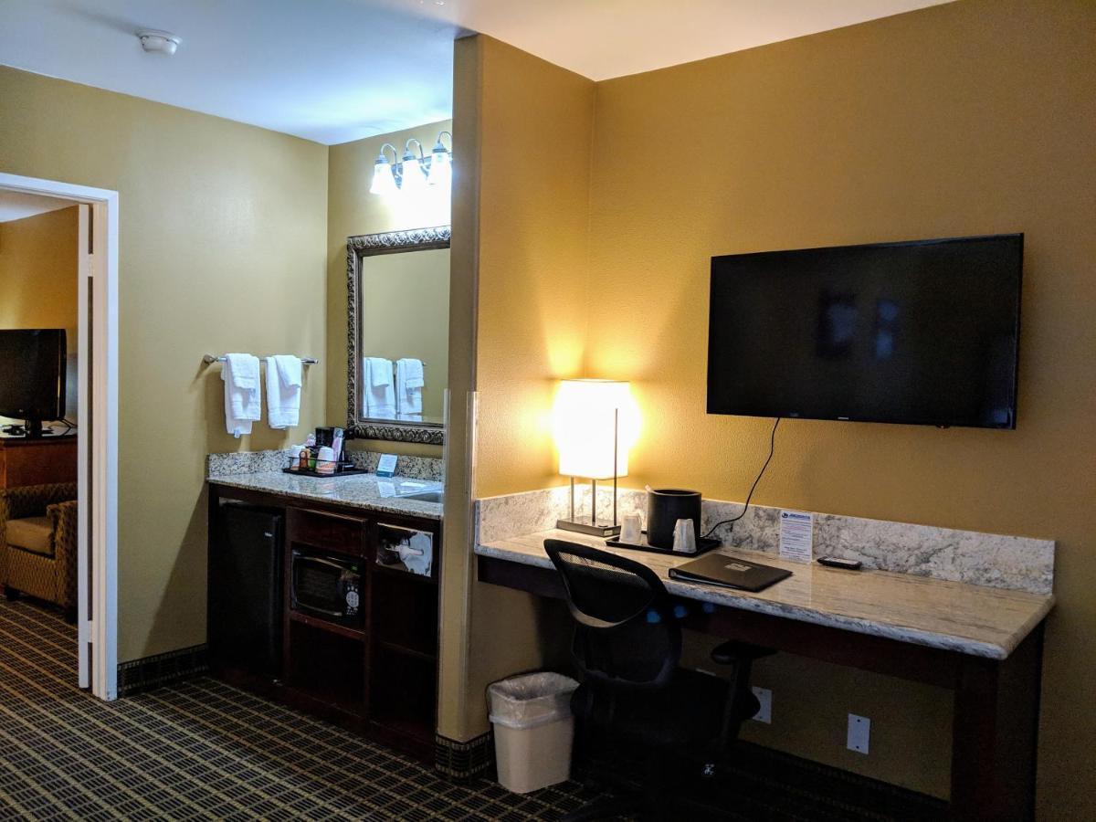 Quality Inn & Suites Westminster Seal Beach Esterno foto